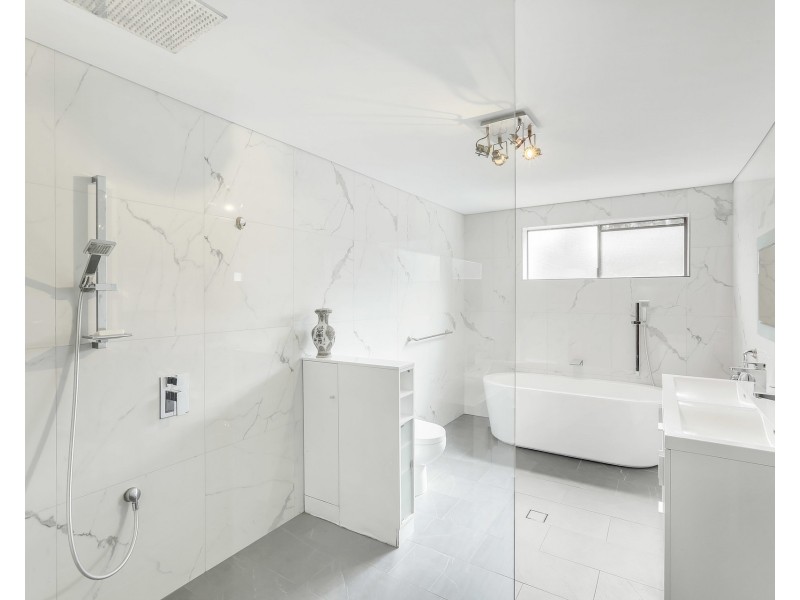 17 Valley Road, Hazelbrook NSW 2779