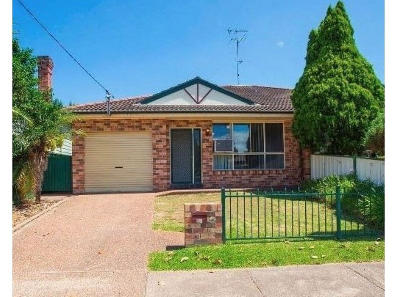 2a Mabel Street, Georgetown NSW 2298
