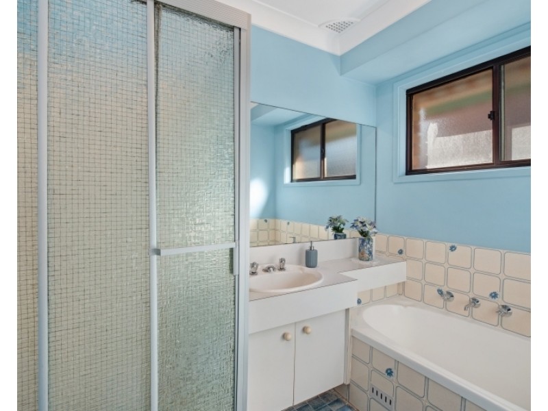 1 Libra Close, Elermore Vale NSW 2287