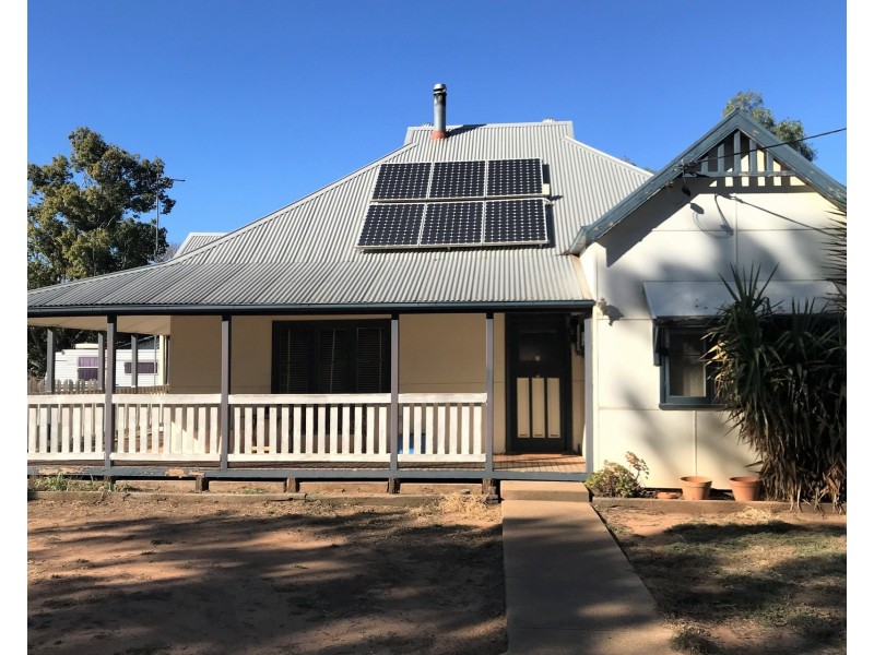 66 Napier Street, Mendooran NSW 2842