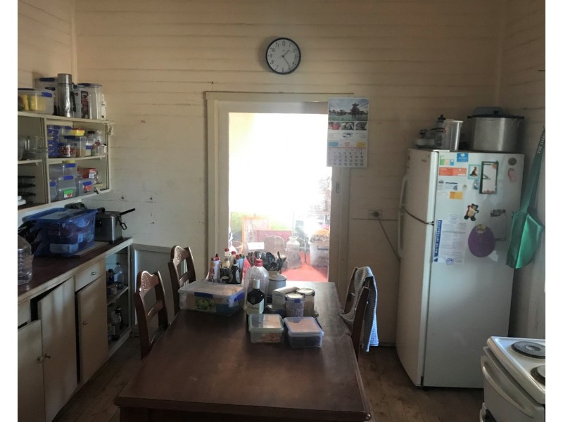 66 Napier Street, Mendooran NSW 2842