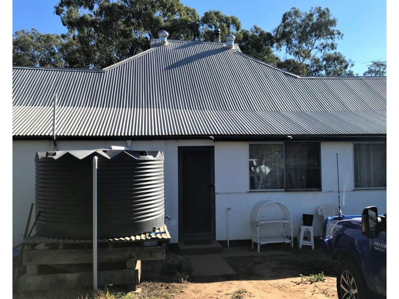 66 Napier Street, Mendooran NSW 2842