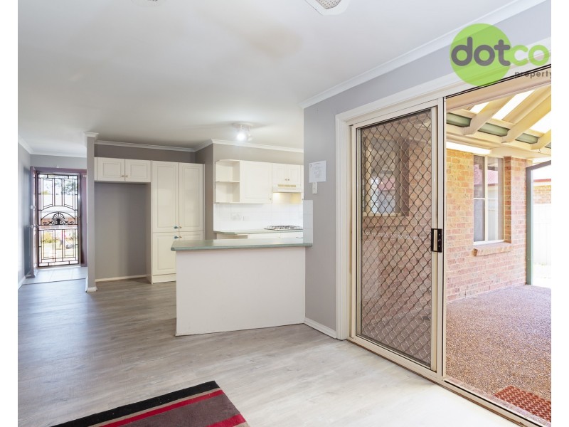 24 Springvale Circuit, Cameron Park NSW 2285