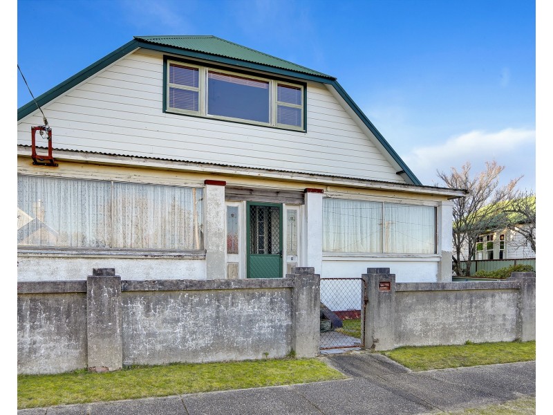 33 Walgett Street, Katoomba NSW 2780