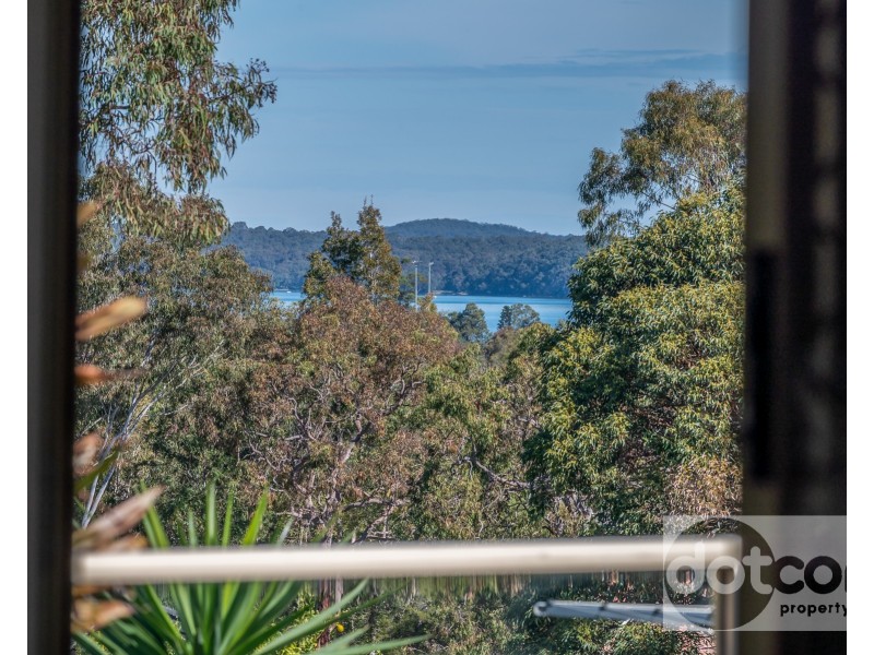 8 Crosby Court, Lakelands NSW 2282