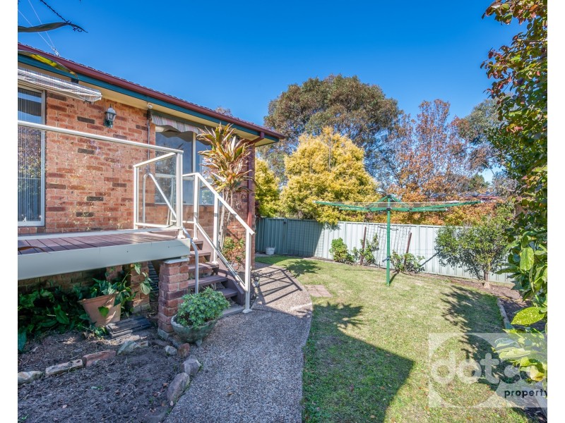 8 Crosby Court, Lakelands NSW 2282