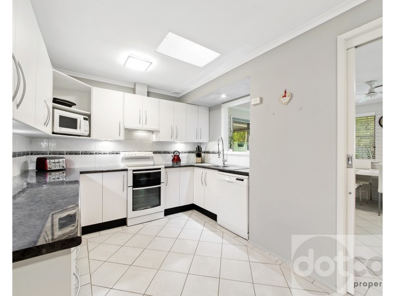 3 Loxley Close, Berkeley Vale NSW 2261