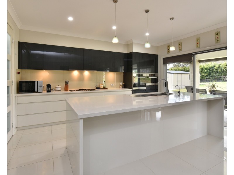 15 Greendale Drive, Cooranbong NSW 2265