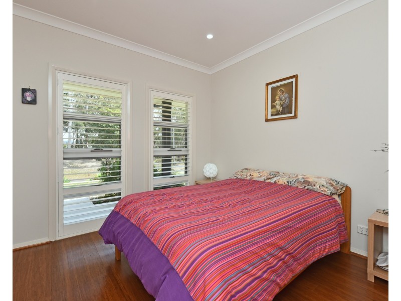 15 Greendale Drive, Cooranbong NSW 2265