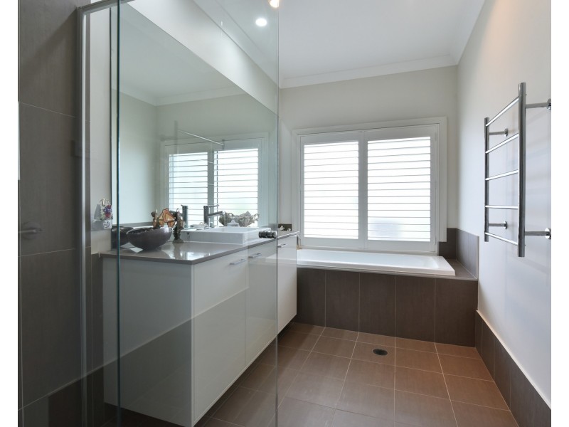 15 Greendale Drive, Cooranbong NSW 2265