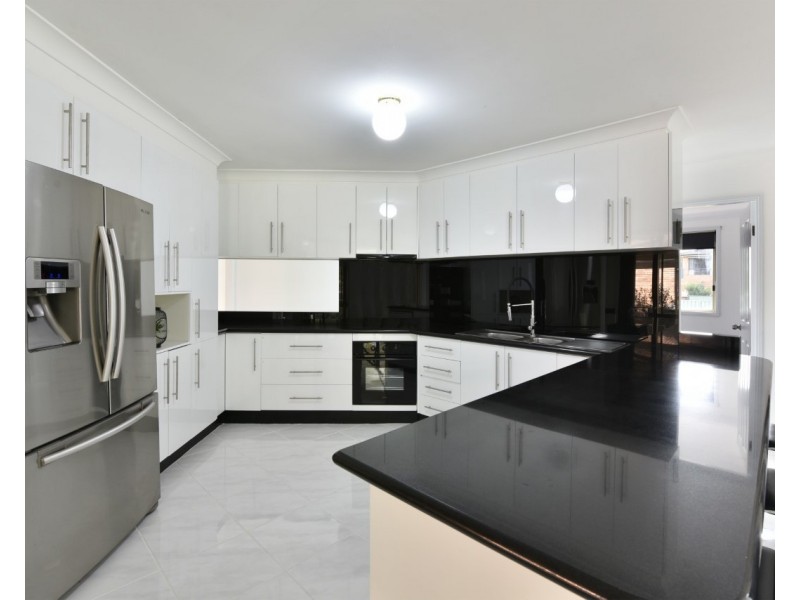 200 Dora Street, Dora Creek NSW 2264
