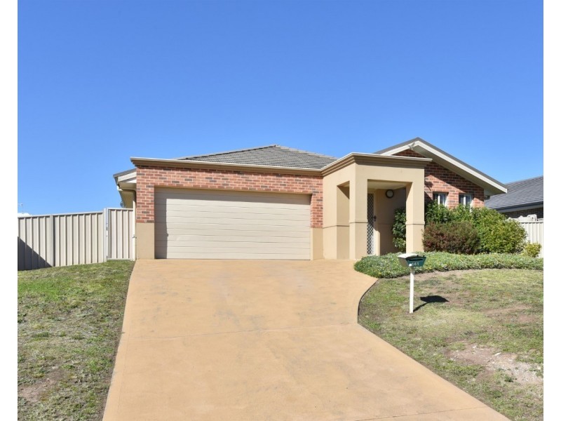 141 Station Street, Bonnells Bay NSW 2264