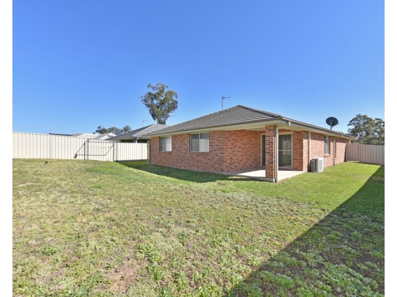 141 Station Street, Bonnells Bay NSW 2264