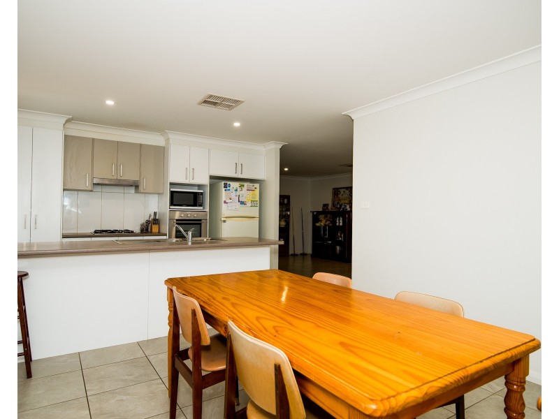 67 Linda Drive, Dubbo NSW 2830