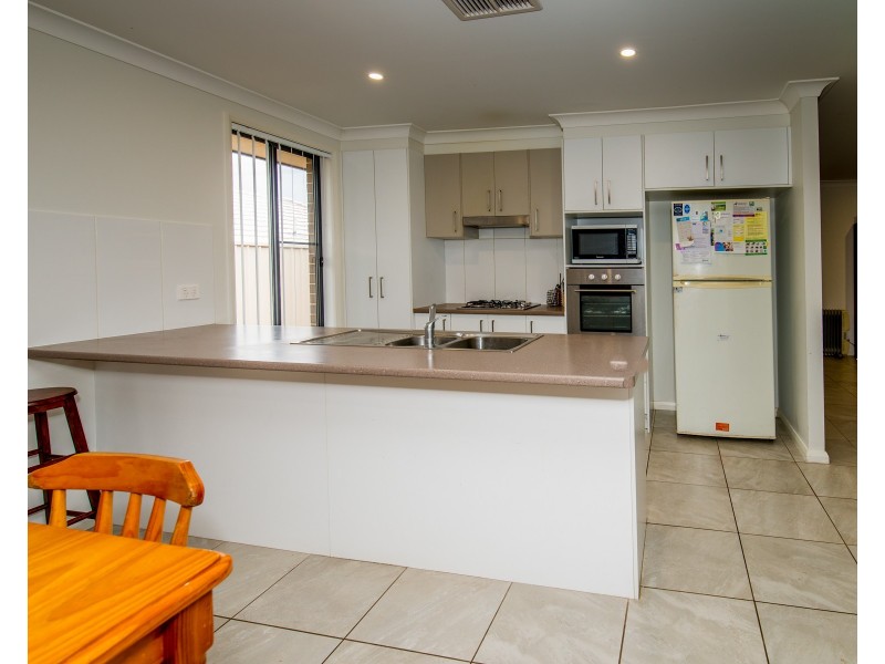 67 Linda Drive, Dubbo NSW 2830