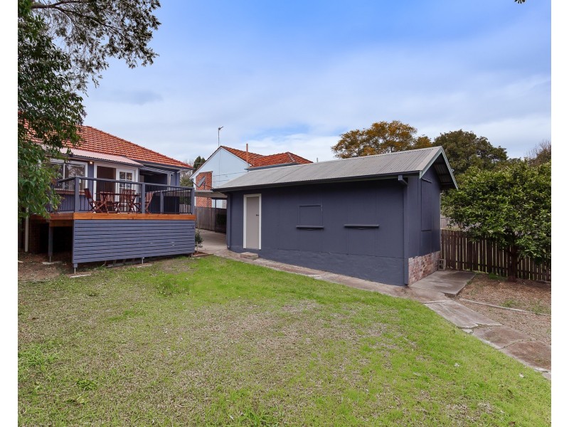 16 Peters Avenue, Wallsend NSW 2287