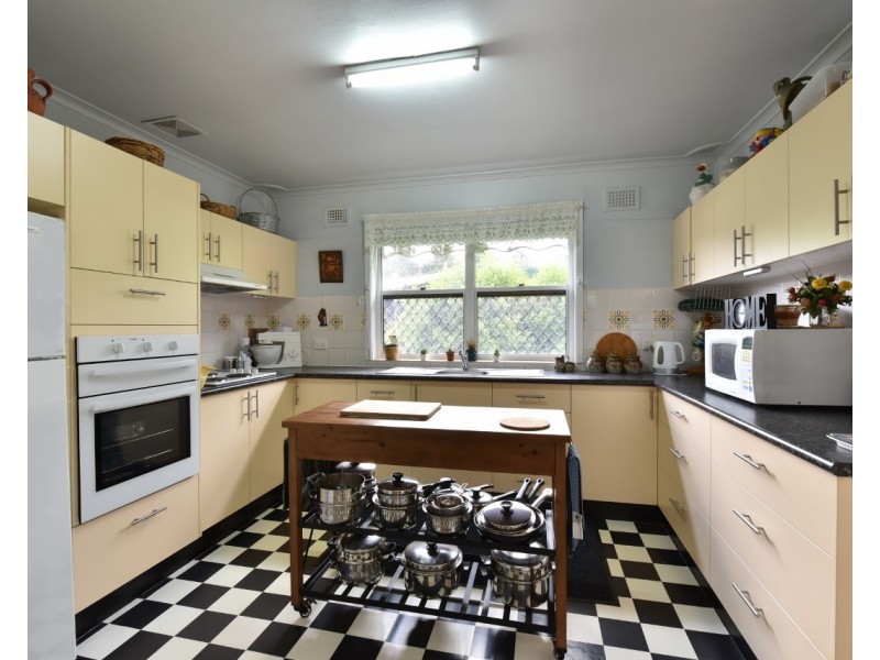 6 Pamela Avenue, Dora Creek NSW 2264