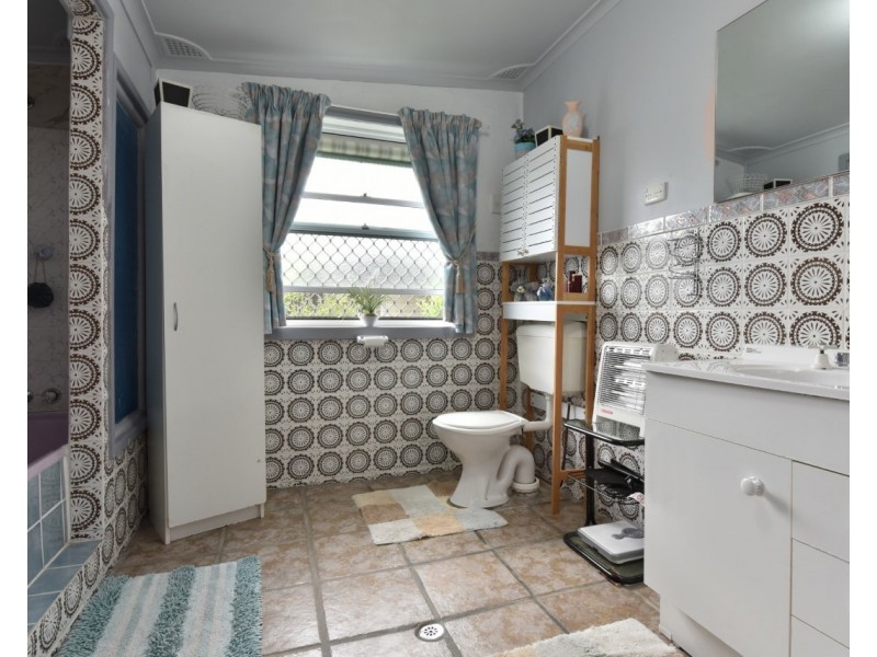 6 Pamela Avenue, Dora Creek NSW 2264