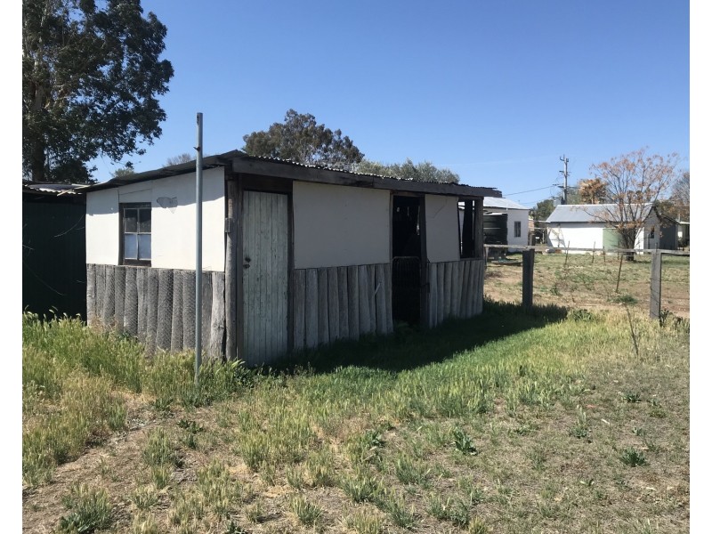 6 Cisco Street, Binnaway NSW 2395