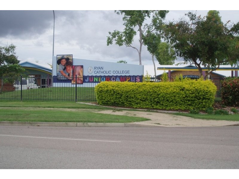 7 Althea Court, Kirwan QLD 4817