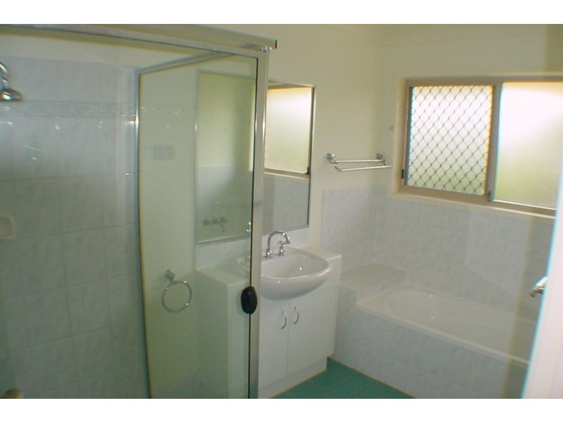 Flinders View QLD 4305