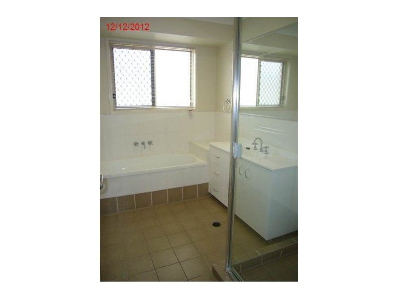 28 Sandhurst Place, Brassall QLD 4305