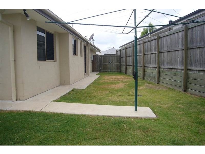 28 Sandhurst Place, Brassall QLD 4305