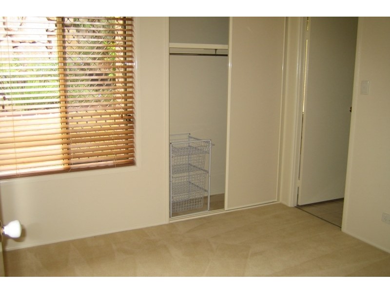 Eatons Hill QLD 4037