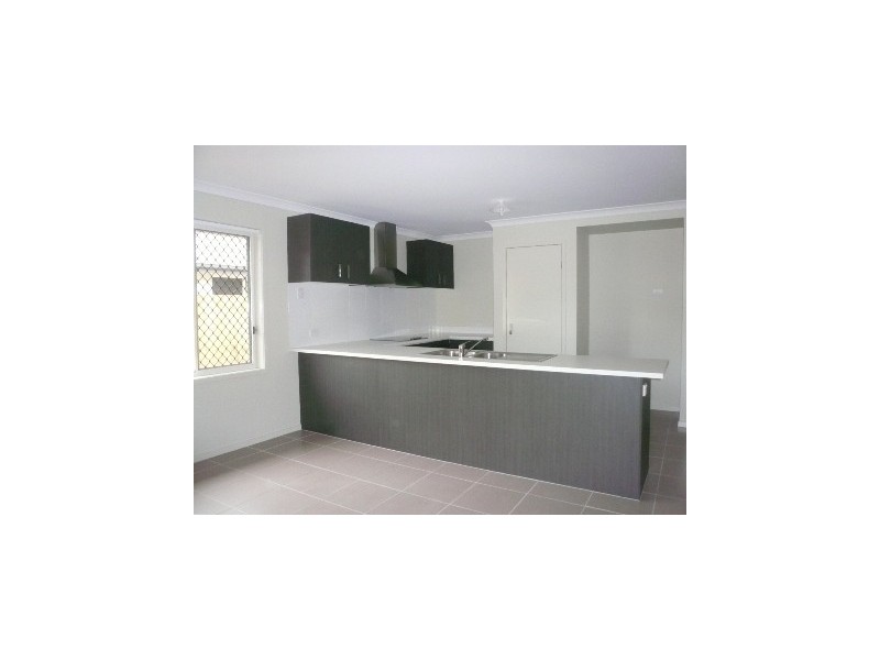 North Lakes QLD 4509