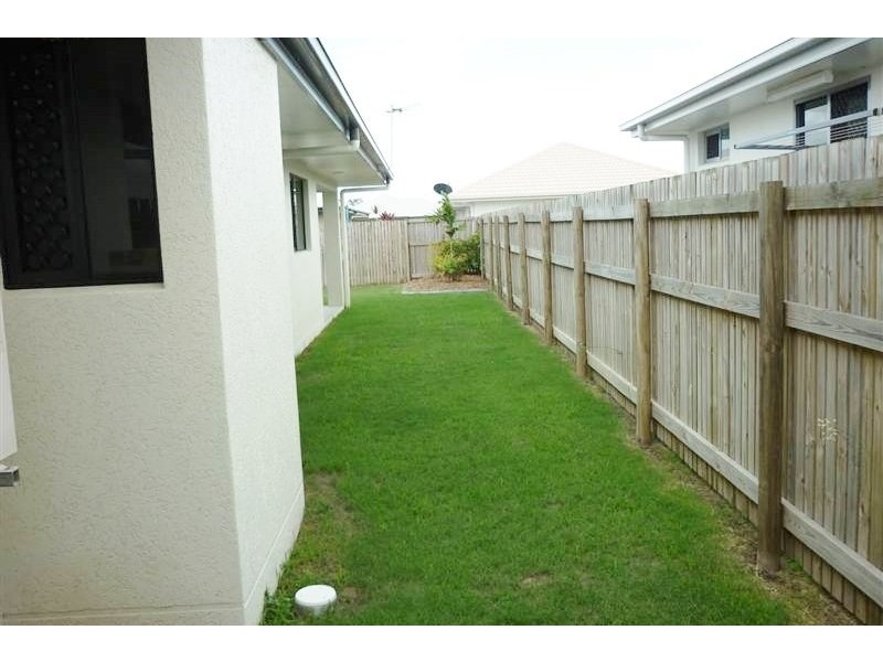 Burdell QLD 4818