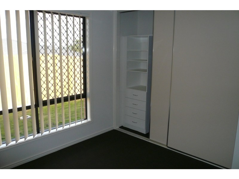 Flinders View QLD 4305