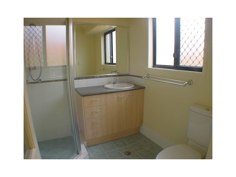 Seventeen Mile Rocks QLD 4073