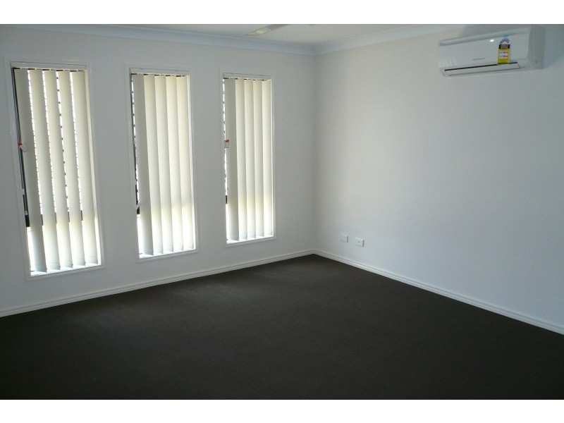 Flinders View QLD 4305