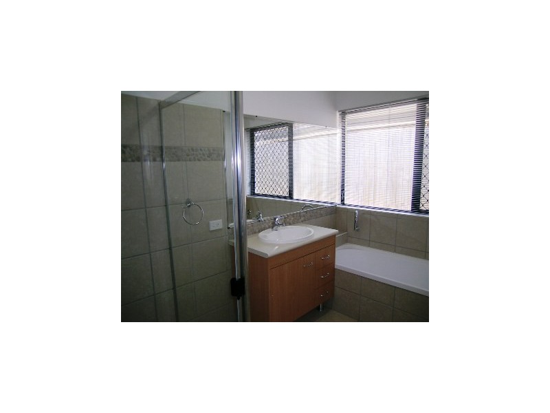 North Lakes QLD 4509