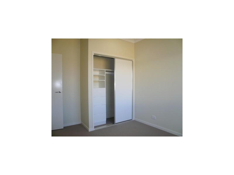 Flinders View QLD 4305