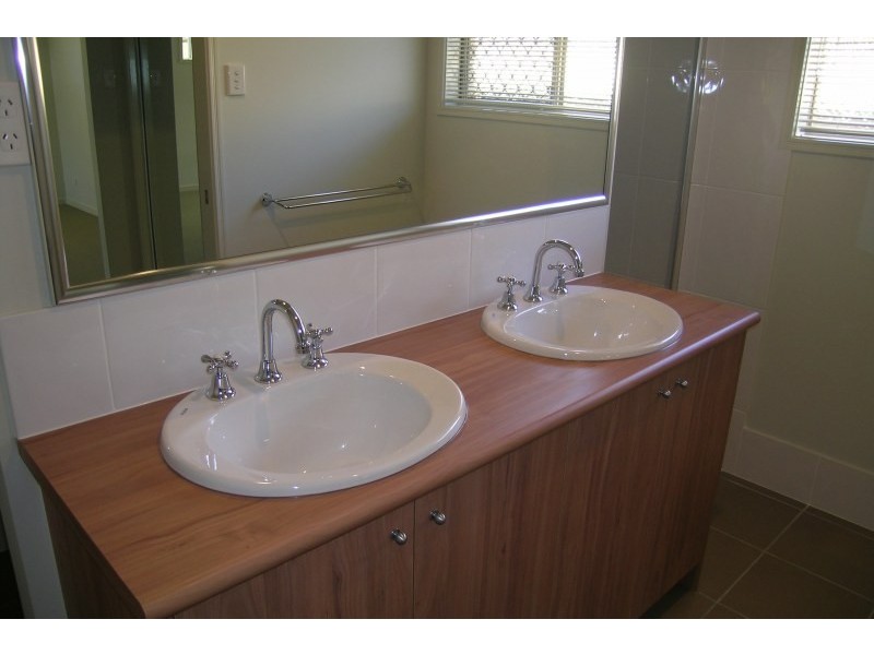 Springfield Lakes QLD 4300