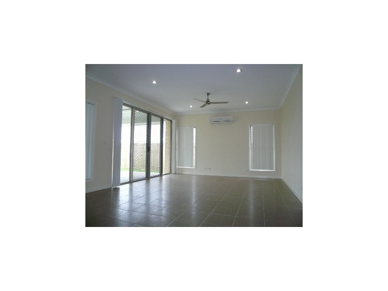 Flinders View QLD 4305