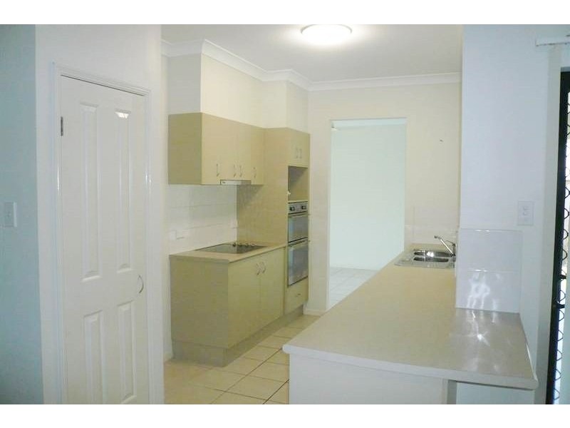 Bentley Park QLD 4869