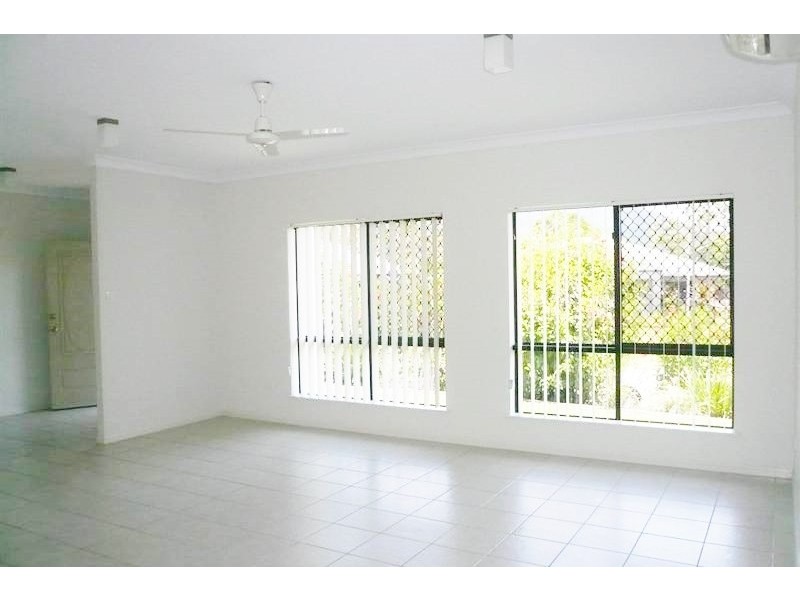 Bentley Park QLD 4869
