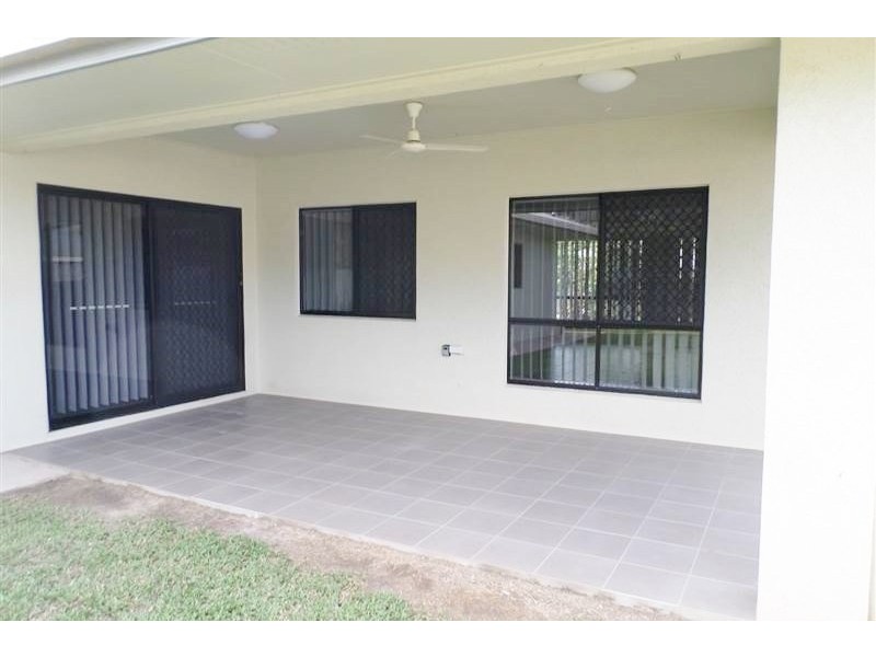 Bentley Park QLD 4869