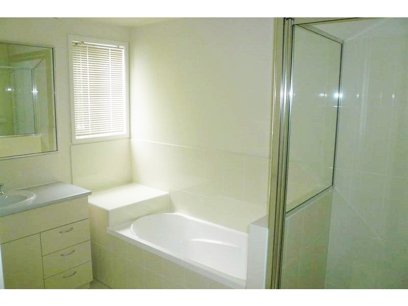 Bohle Plains QLD 4817