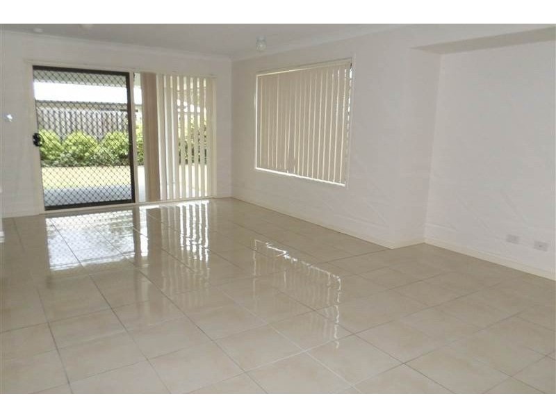 Augustine Heights QLD 4300