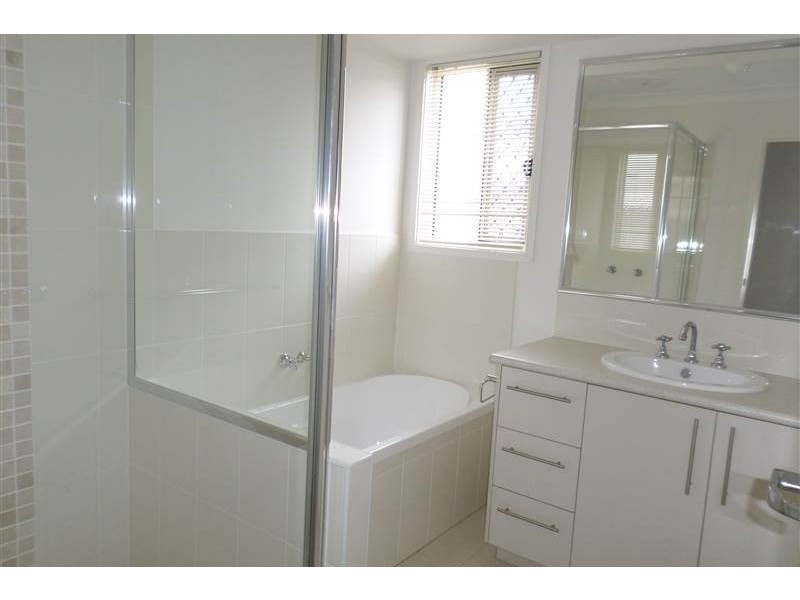 Augustine Heights QLD 4300