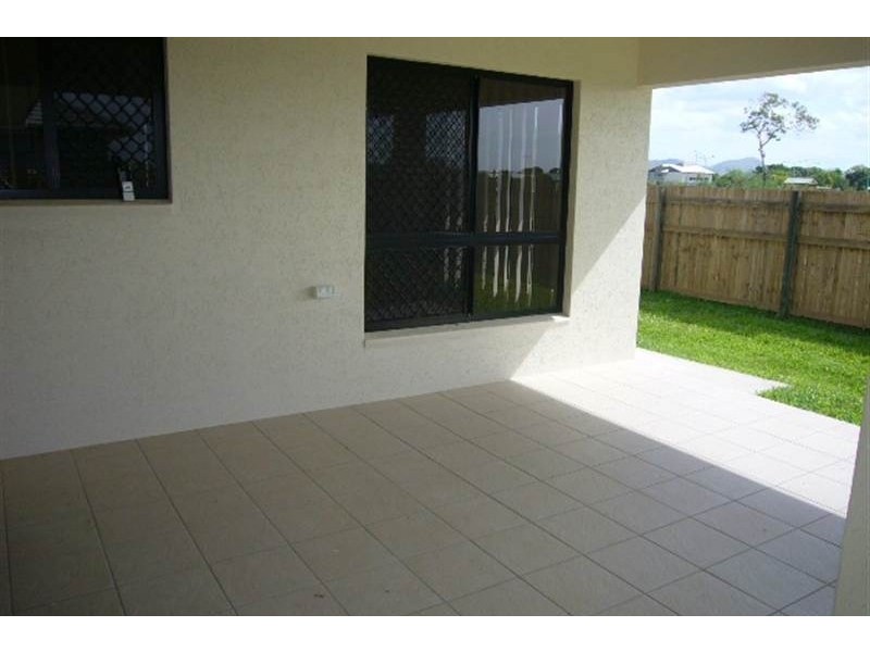 Flinders View QLD 4305