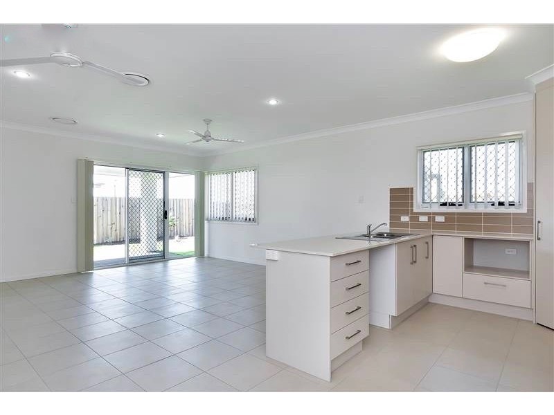 Yamanto QLD 4305