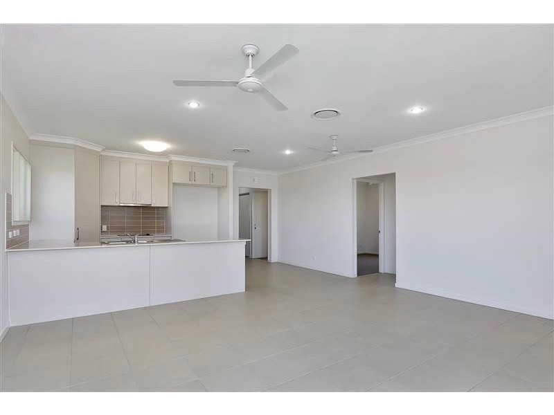Yamanto QLD 4305