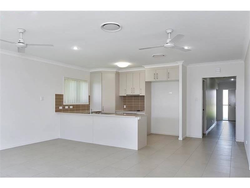 Yamanto QLD 4305