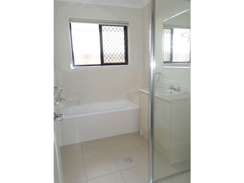 Augustine Heights QLD 4300