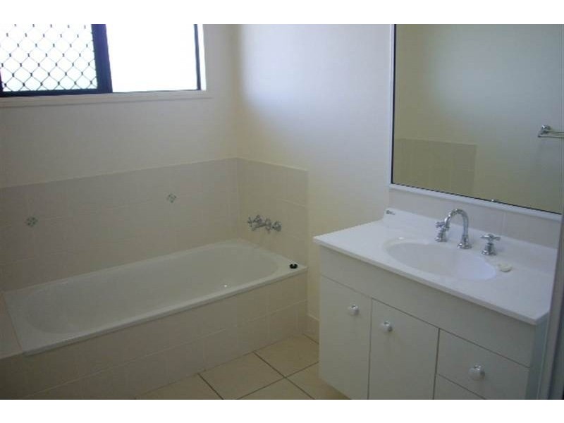 Kirwan QLD 4817