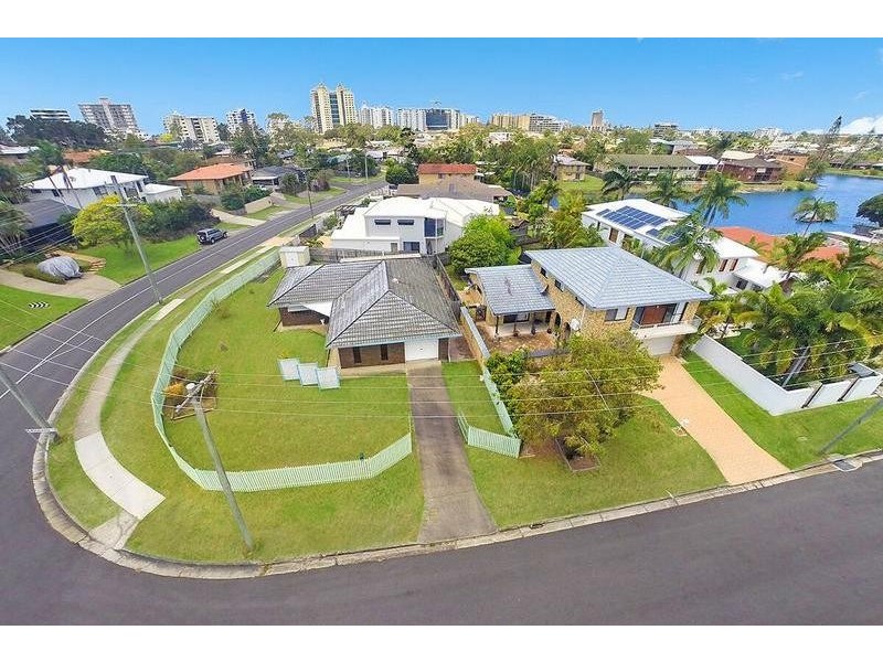 1 Moondarra Crescent, Mooloolaba QLD 4557